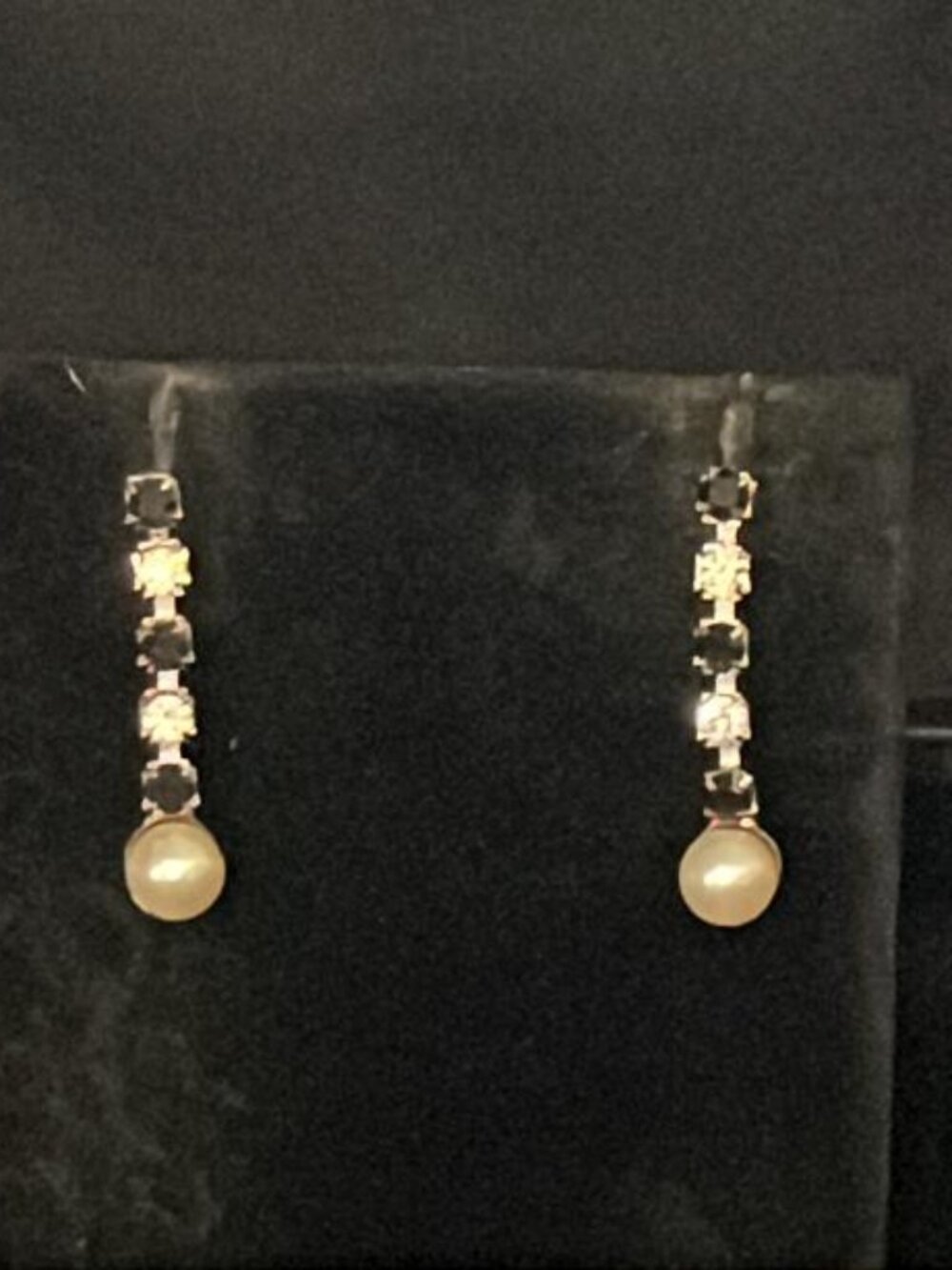 2 Black and 2 Clear Faceted Stone with Faux Pearl Drop Earrings